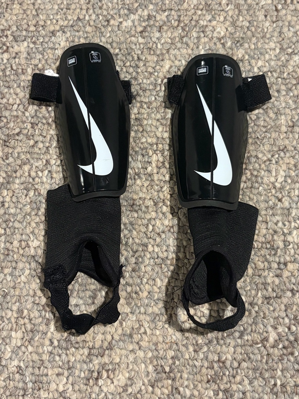 Nike Soccer Shin Guards Youth Small